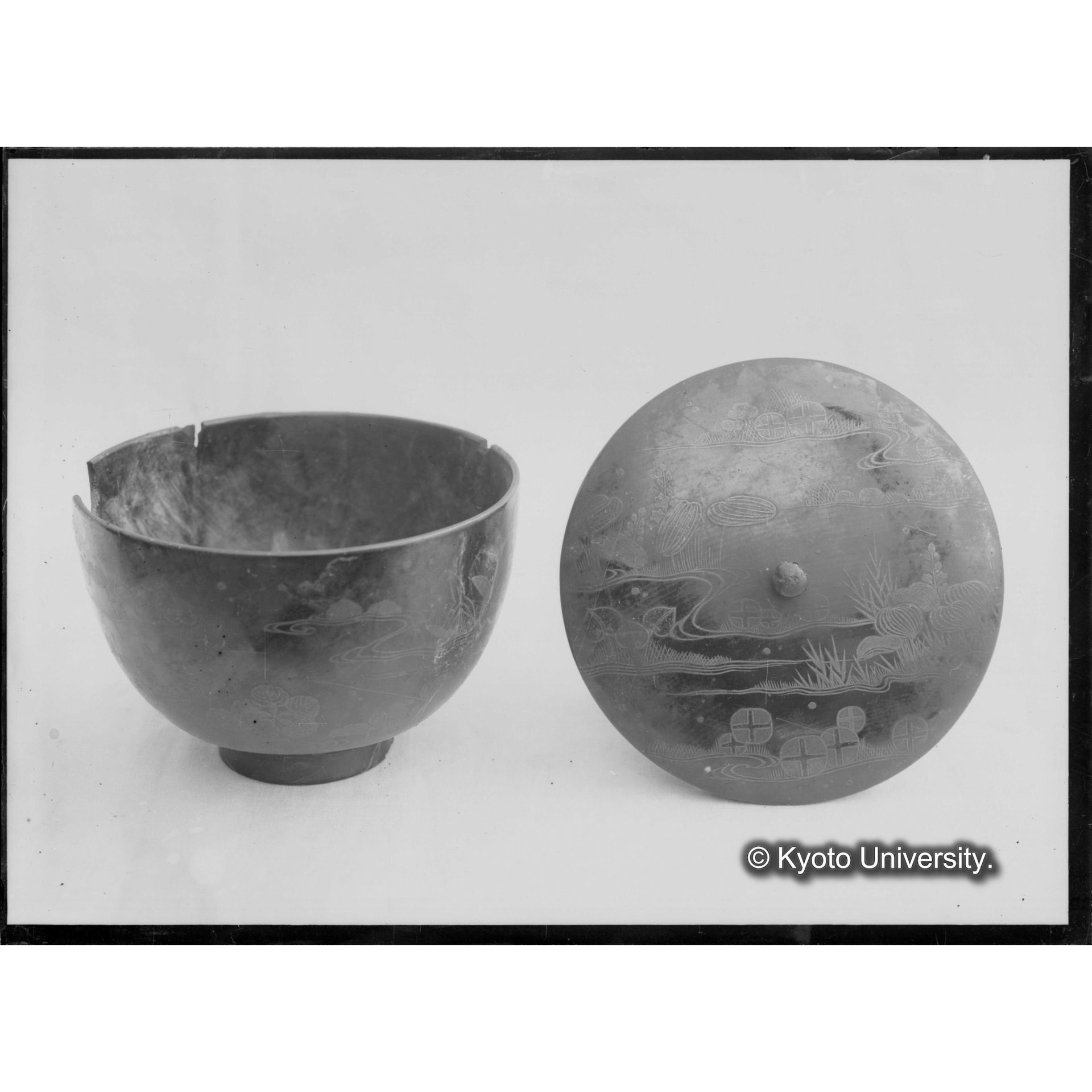 金蒔絵天目茶碗形椀 (1)