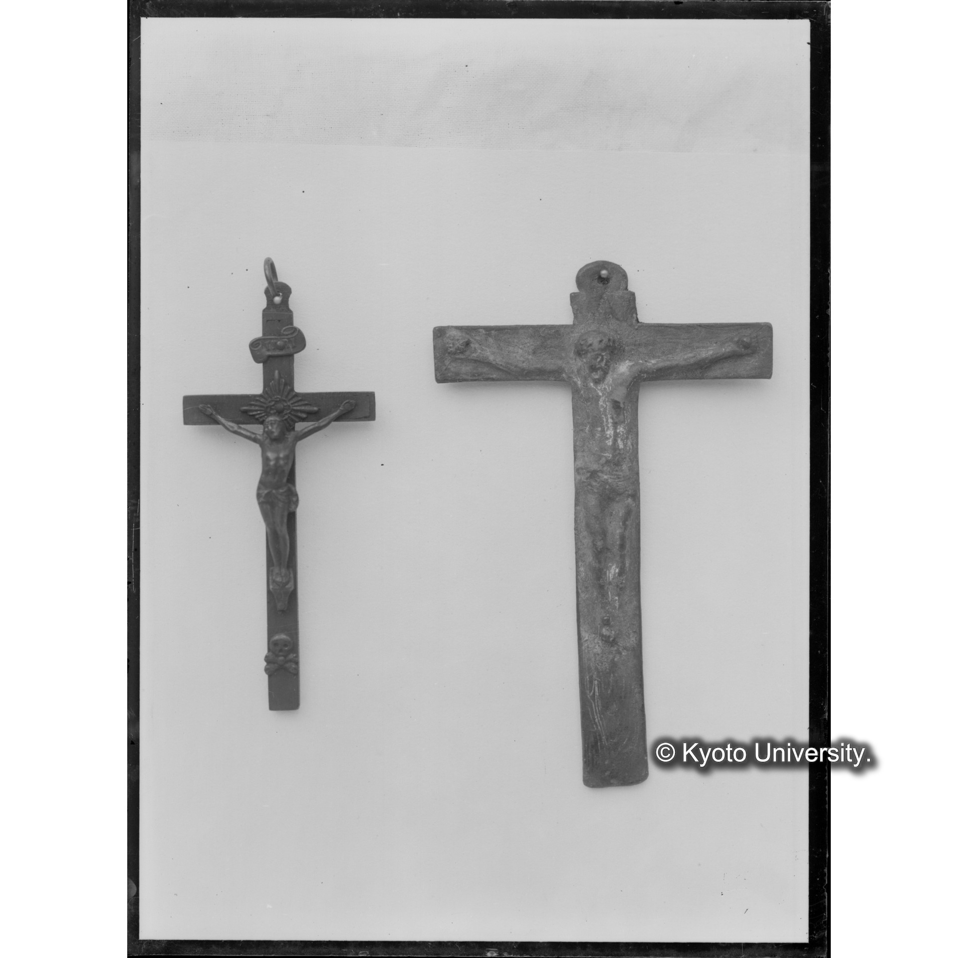 キリスト磔刑像 (1)