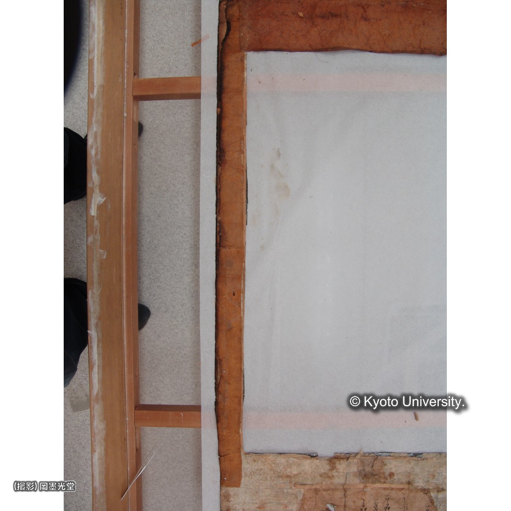 裏打ち除去後（柱） (1)