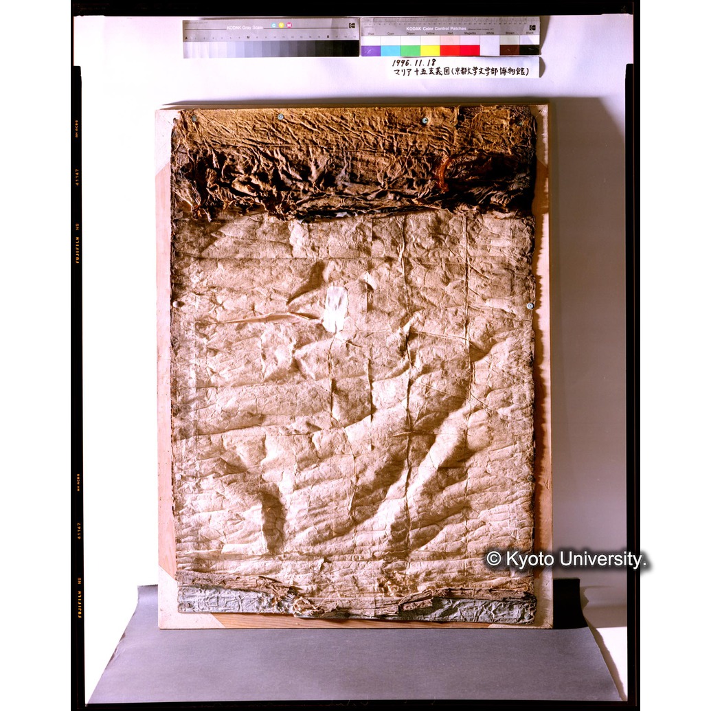 斜光線写真（左から：枠付裏面） (1)