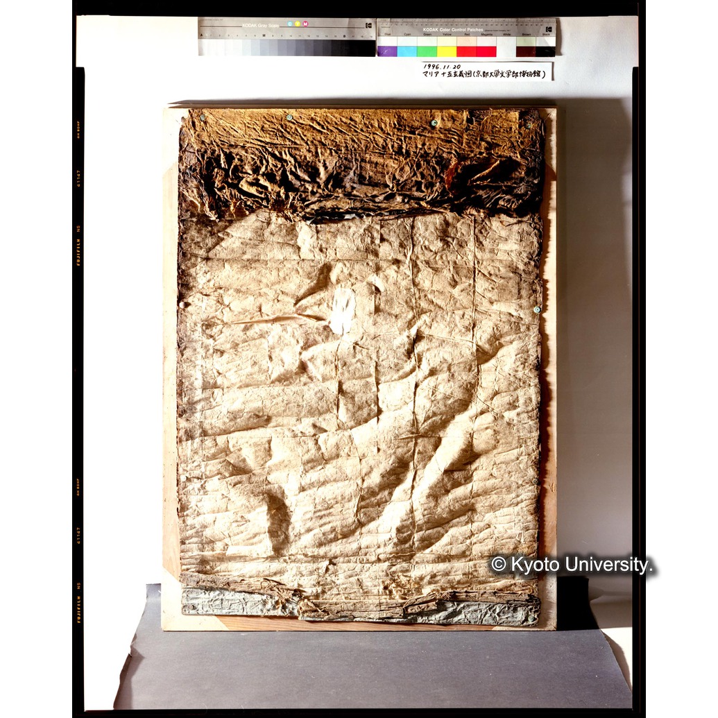 斜光線写真（左から：枠付裏面） (1)