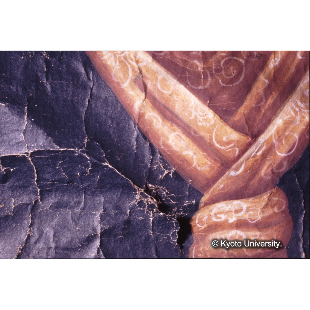 カラー写真（中央上段：カーテン） (1)