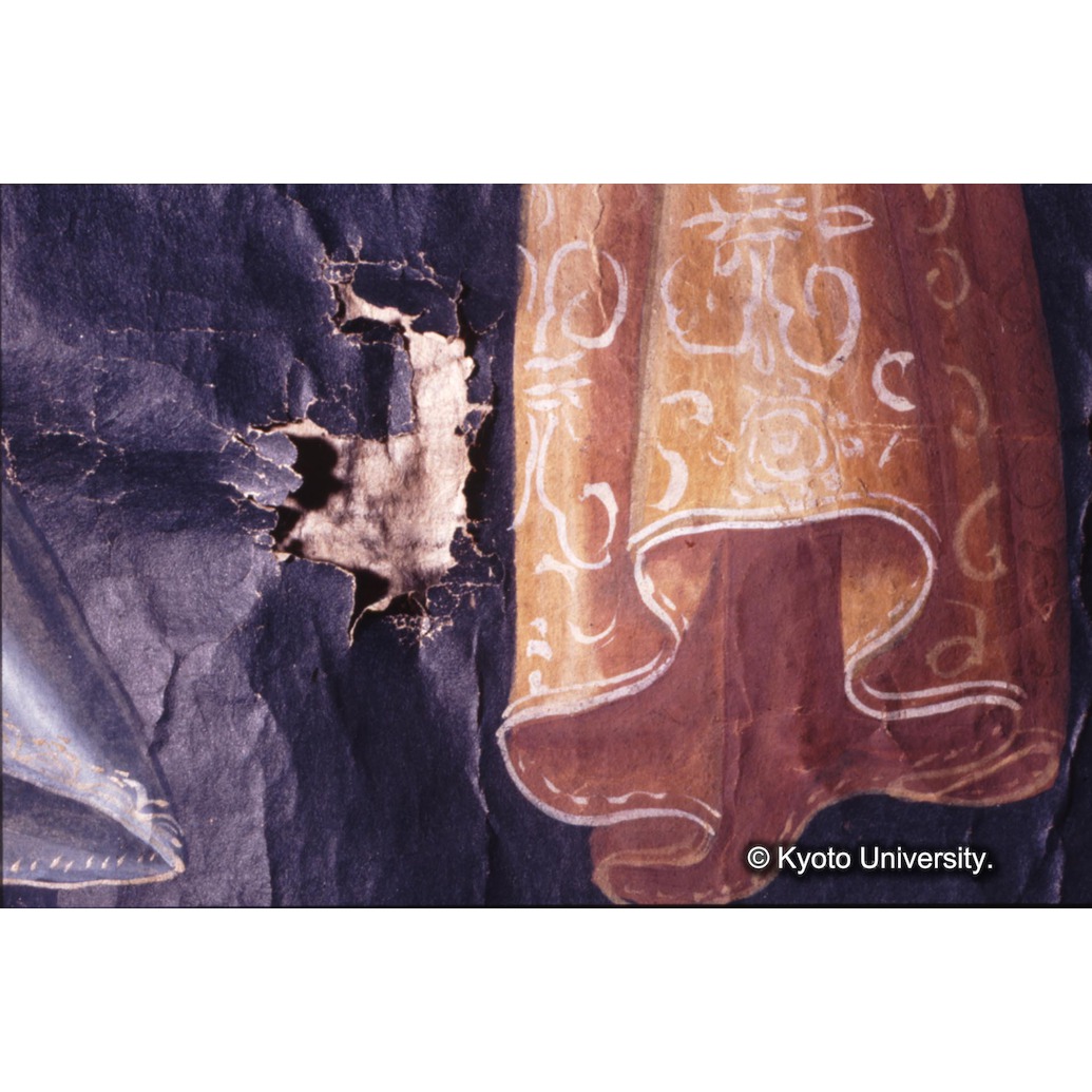 カラー写真（中央上段：カーテン） (1)