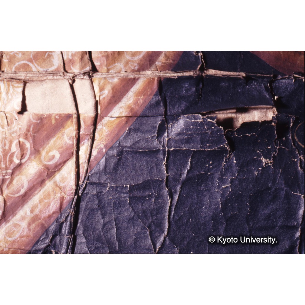 カラー写真（中央上段：カーテン） (1)