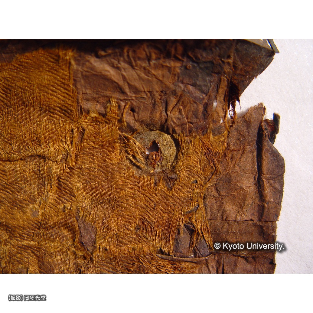 鋲無し（上裂） (1)