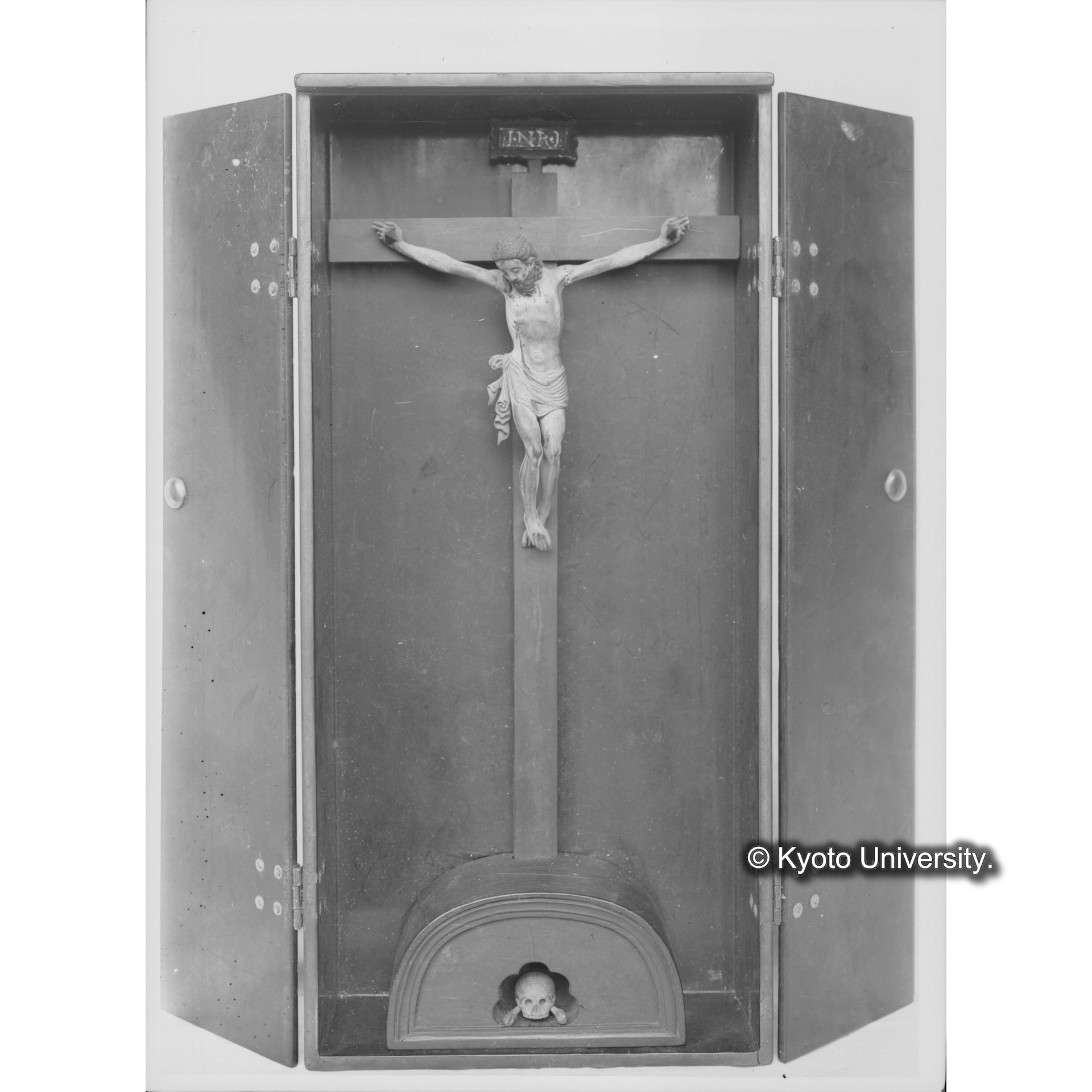 キリスト磔刑像 (1)