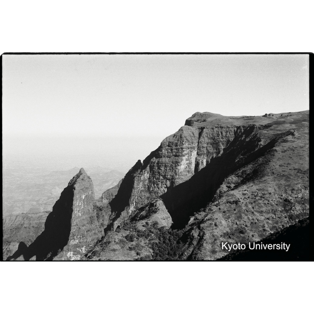 [３２コマ目]「エミエットゴゴの頂上（１）」 (1)