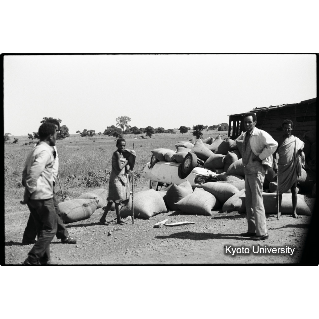 [３２コマ目]「トラックの転倒（１）」 (1)