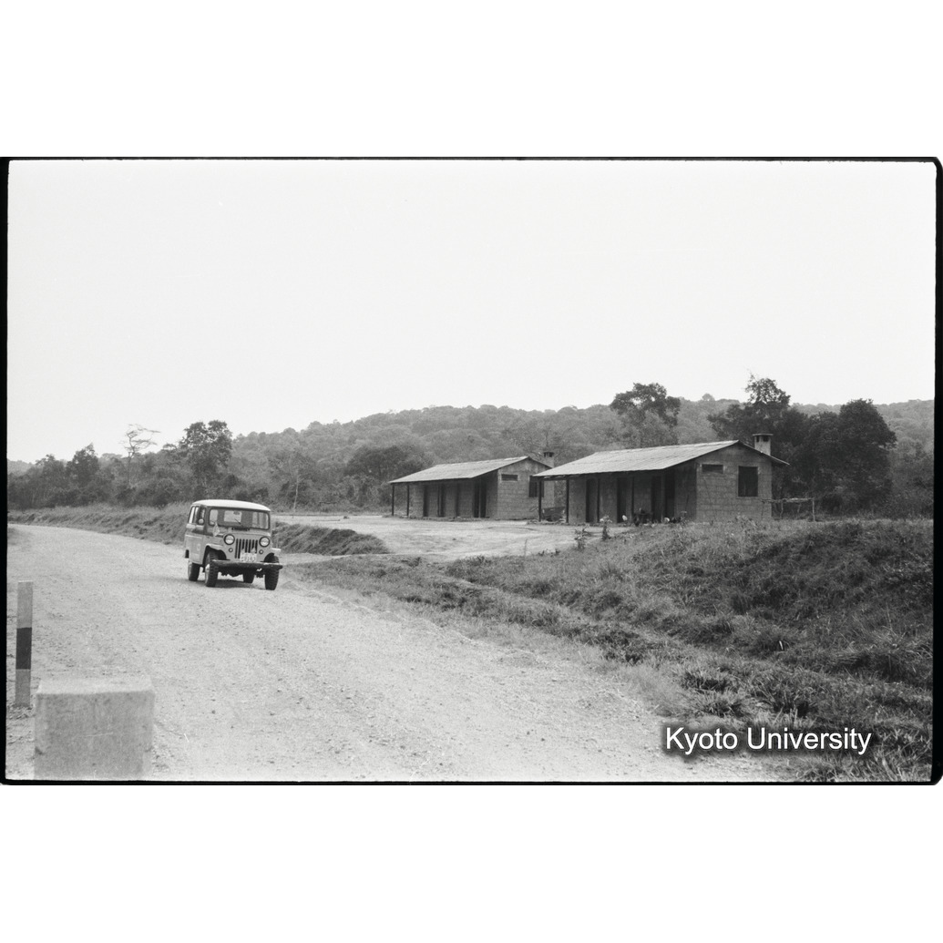 [２２コマ目]「ジープ」 (1)