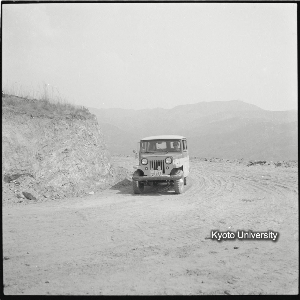 [12コマ目]「Jeepでキソロへ」 (1)