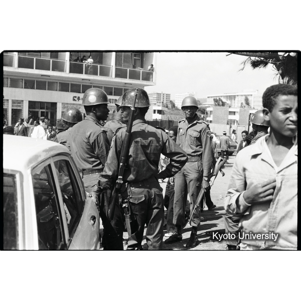 [１３コマ目]「革命軍」 (1)