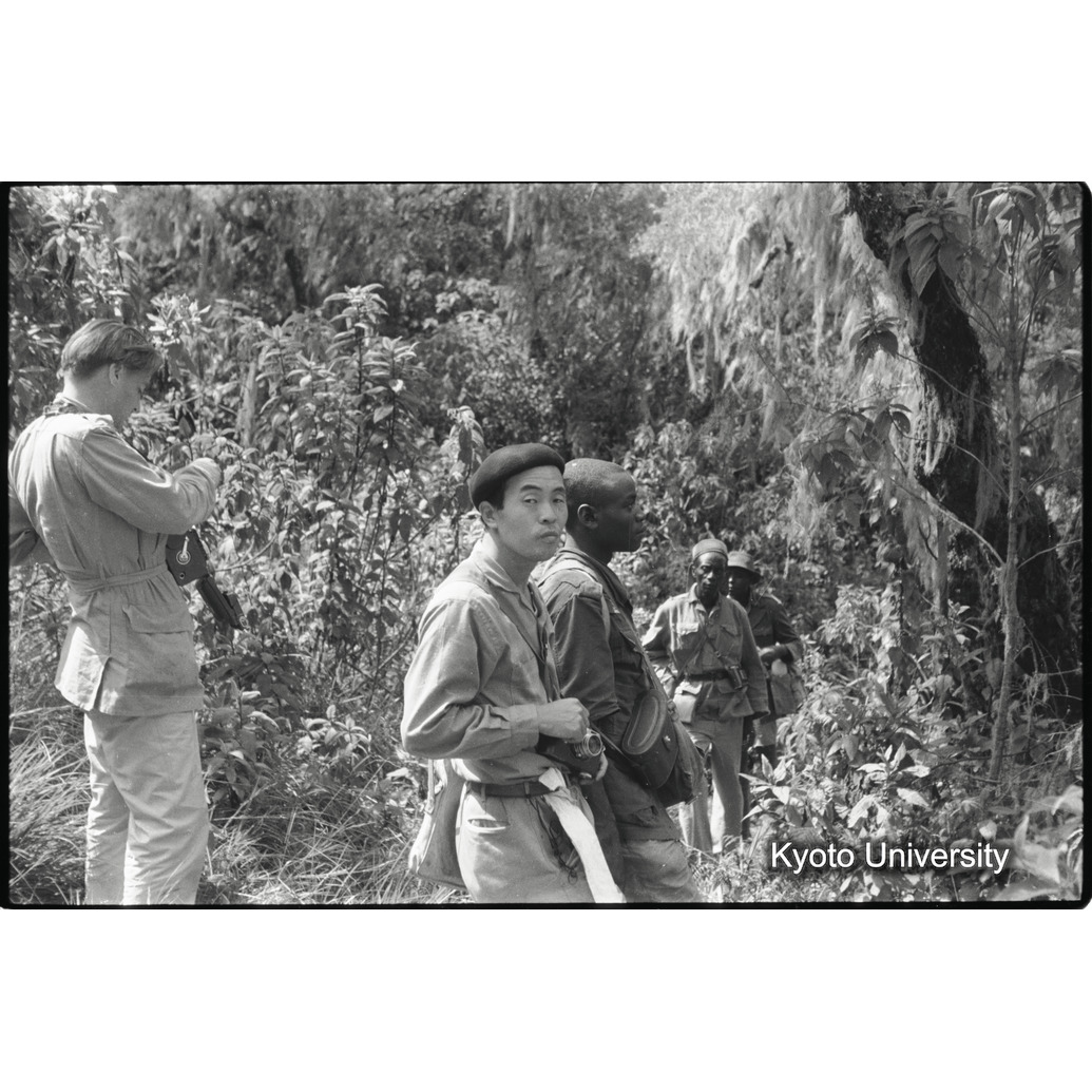 [9コマ目]「調査行」 (1)