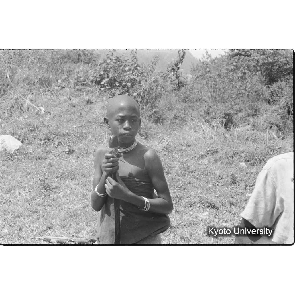 [１７コマ目]「カユクンジャ族の少女（１）」 (1)