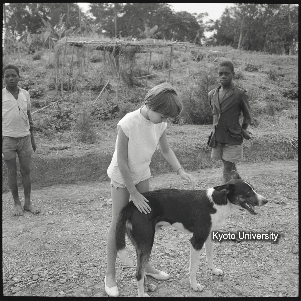 [2コマ目]「ノッテ氏一家」 (1)