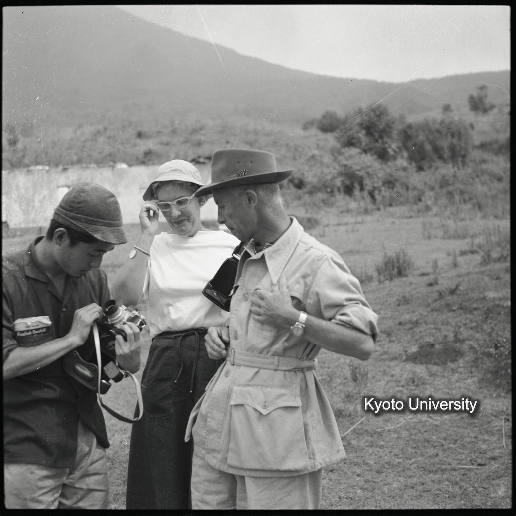 [7コマ目]「エムラン教授夫妻」 (1)