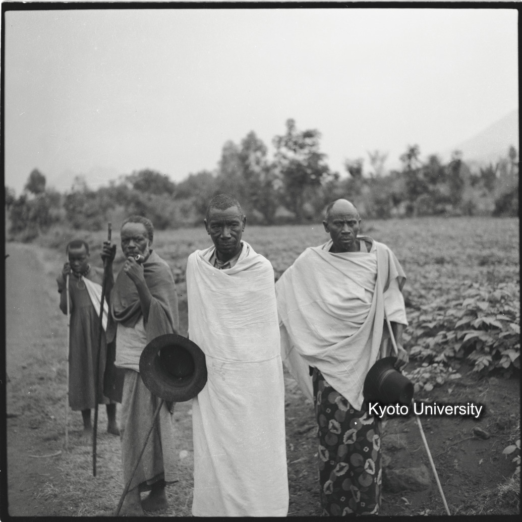 [9コマ目]「長老」 (1)