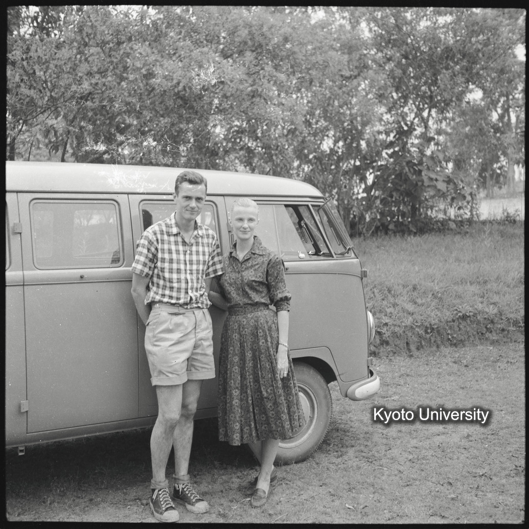 [10コマ目]「ジョージ・シャラー夫妻（１）」 (1)