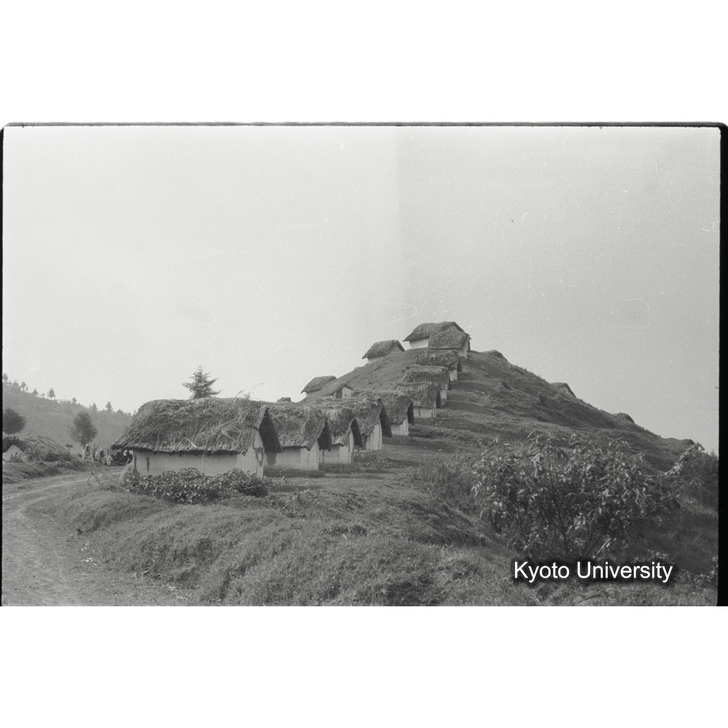 [11コマ目]「検問所勤めの人の家」 (1)