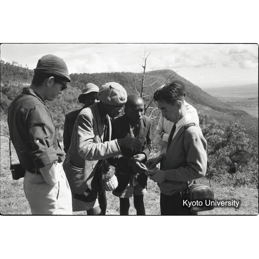 [13コマ目]「土産物を買う」 (1)