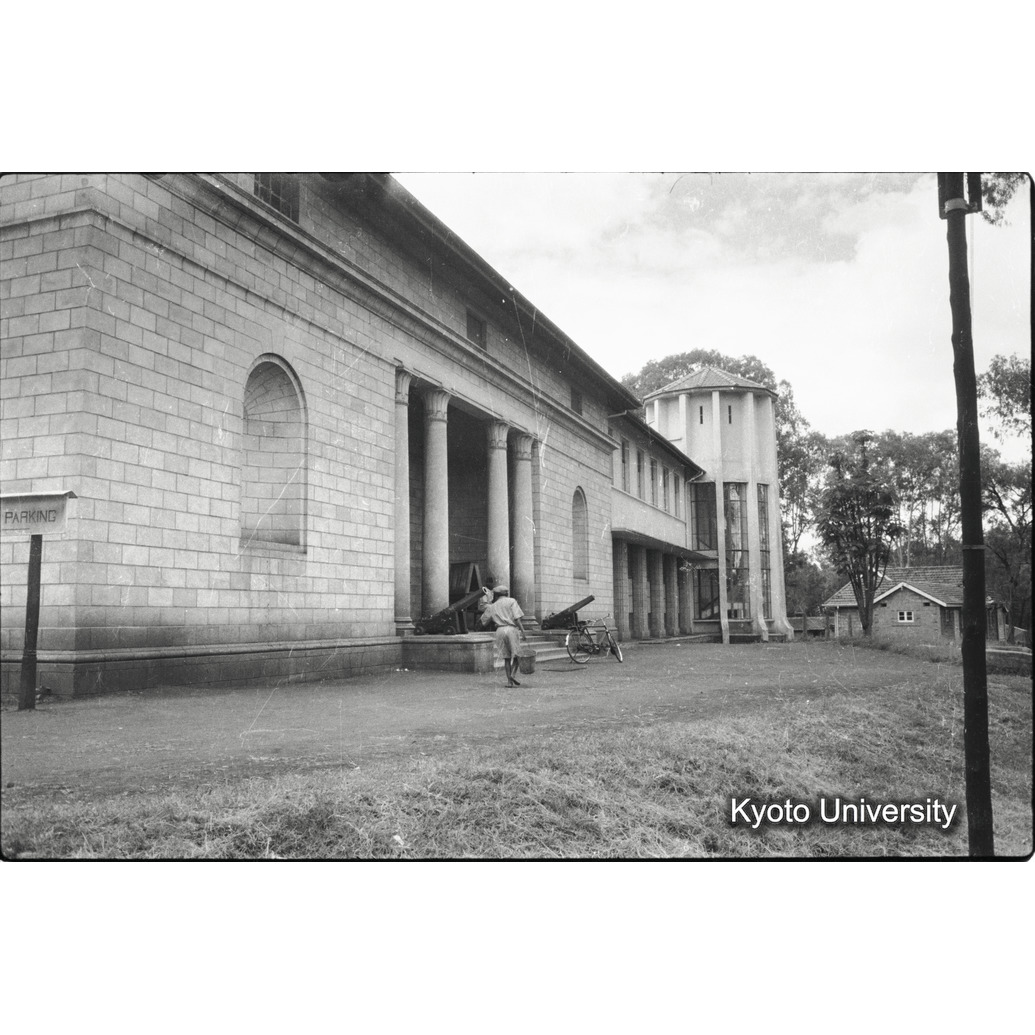 [17コマ目]「コリンドン博物館」 (1)