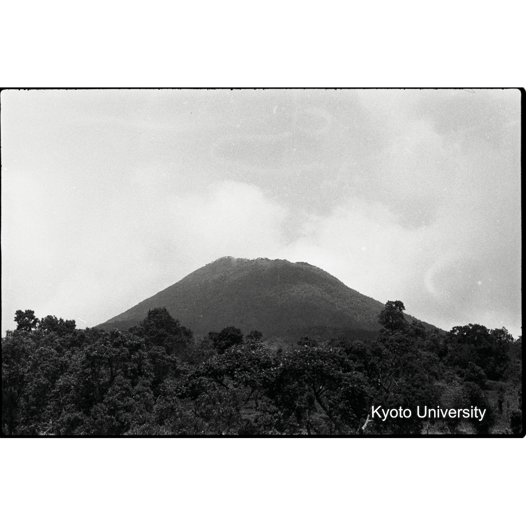 [23コマ目]「ムガヒンガ山（3477m）」 (1)