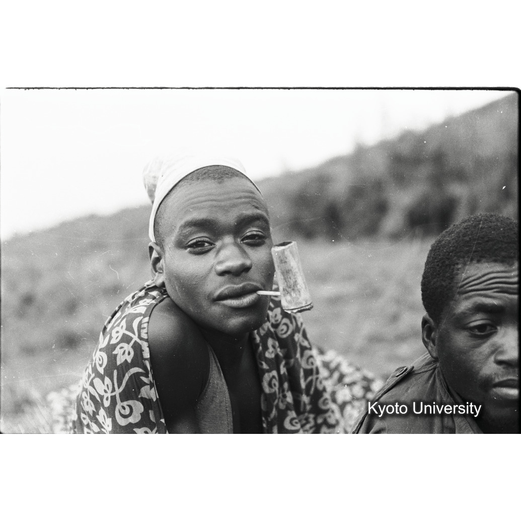 [13コマ目]「2人のポーター」 (1)