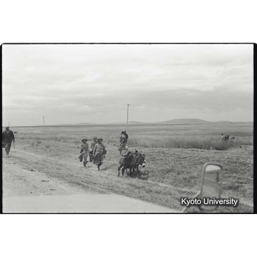 [１０コマ目]「シダモ族の人々（２）」 (1)