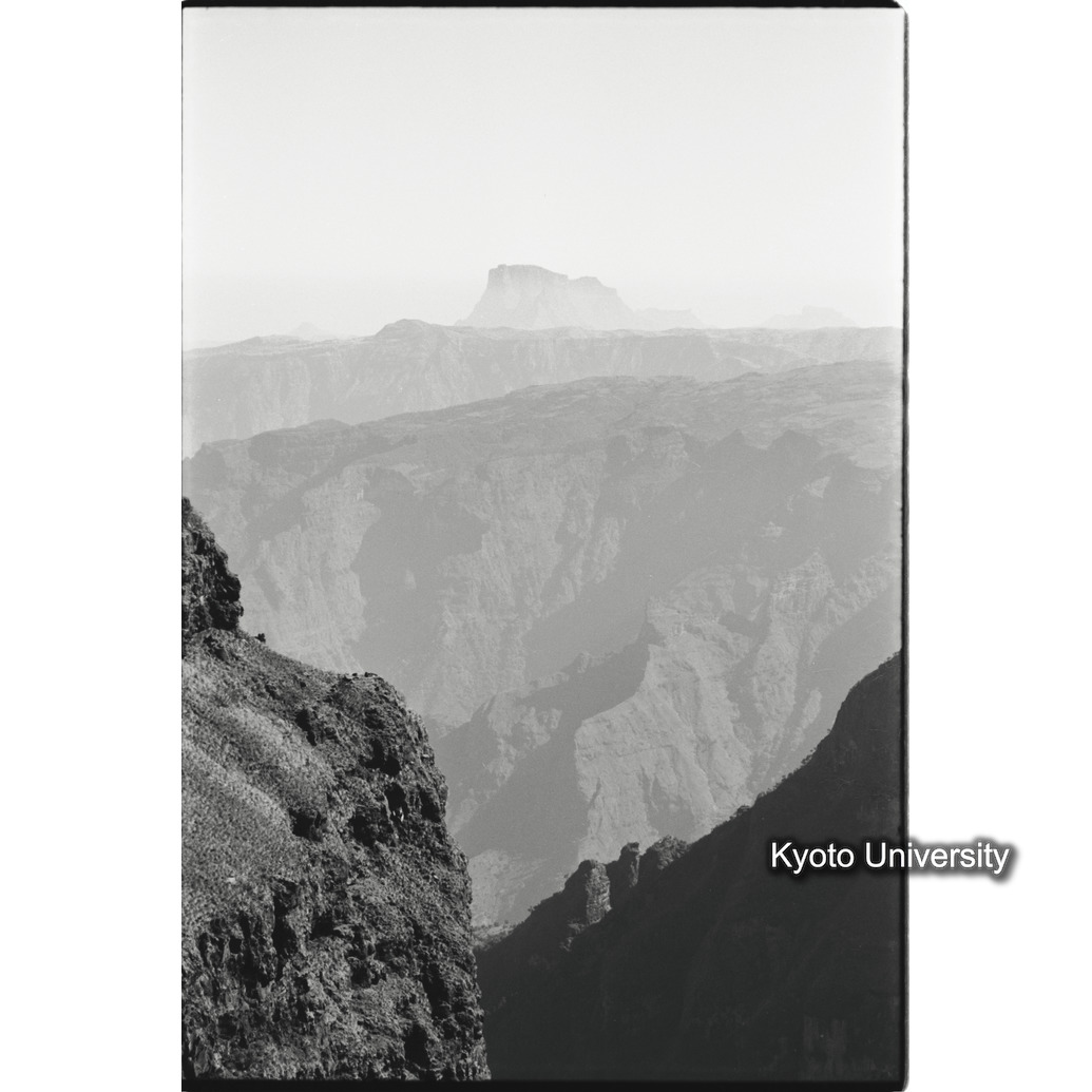 [１１コマ目]「山脈の風景」 (1)