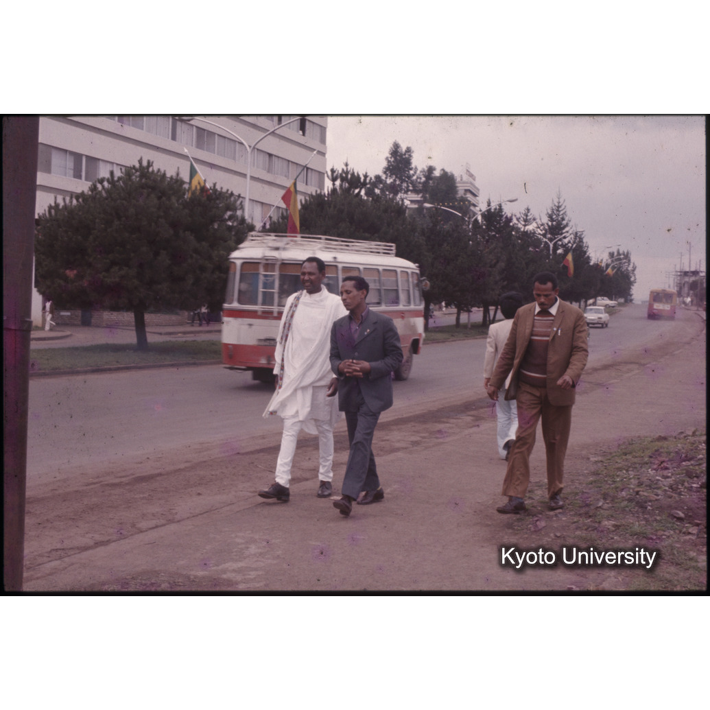 AdAb　1974　21 (1)