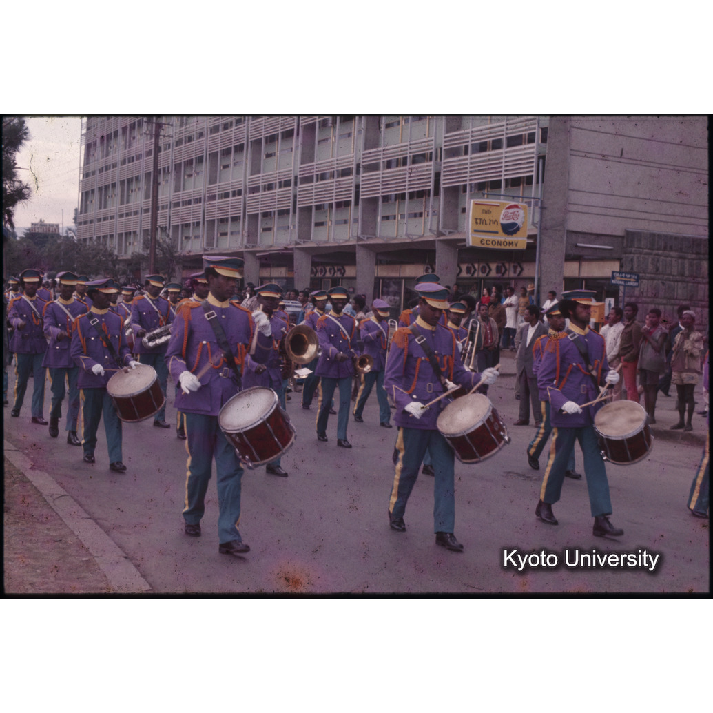 AdAb　1974　43 (1)