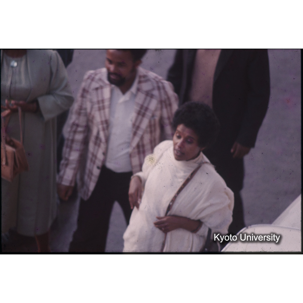 AdAb　1974　48 (1)