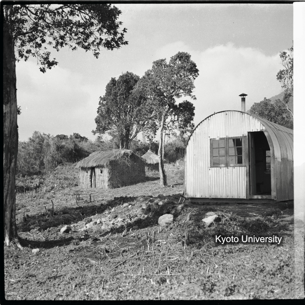 [1コマ目]「アルパインクラブの小舎」 (1)