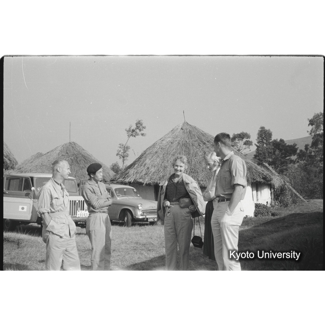 [3コマ目]「ハウエルズ夫妻（１）」 (1)