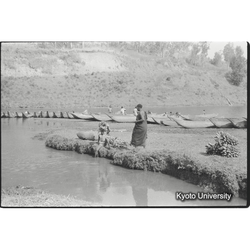 [３３コマ目]「漁船」 (1)