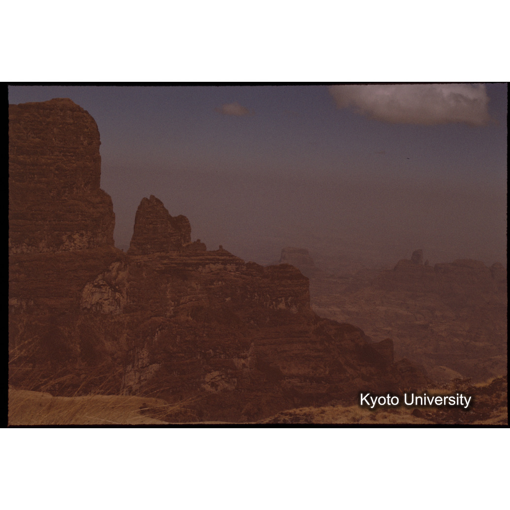 Sm　1973　1102 (1)