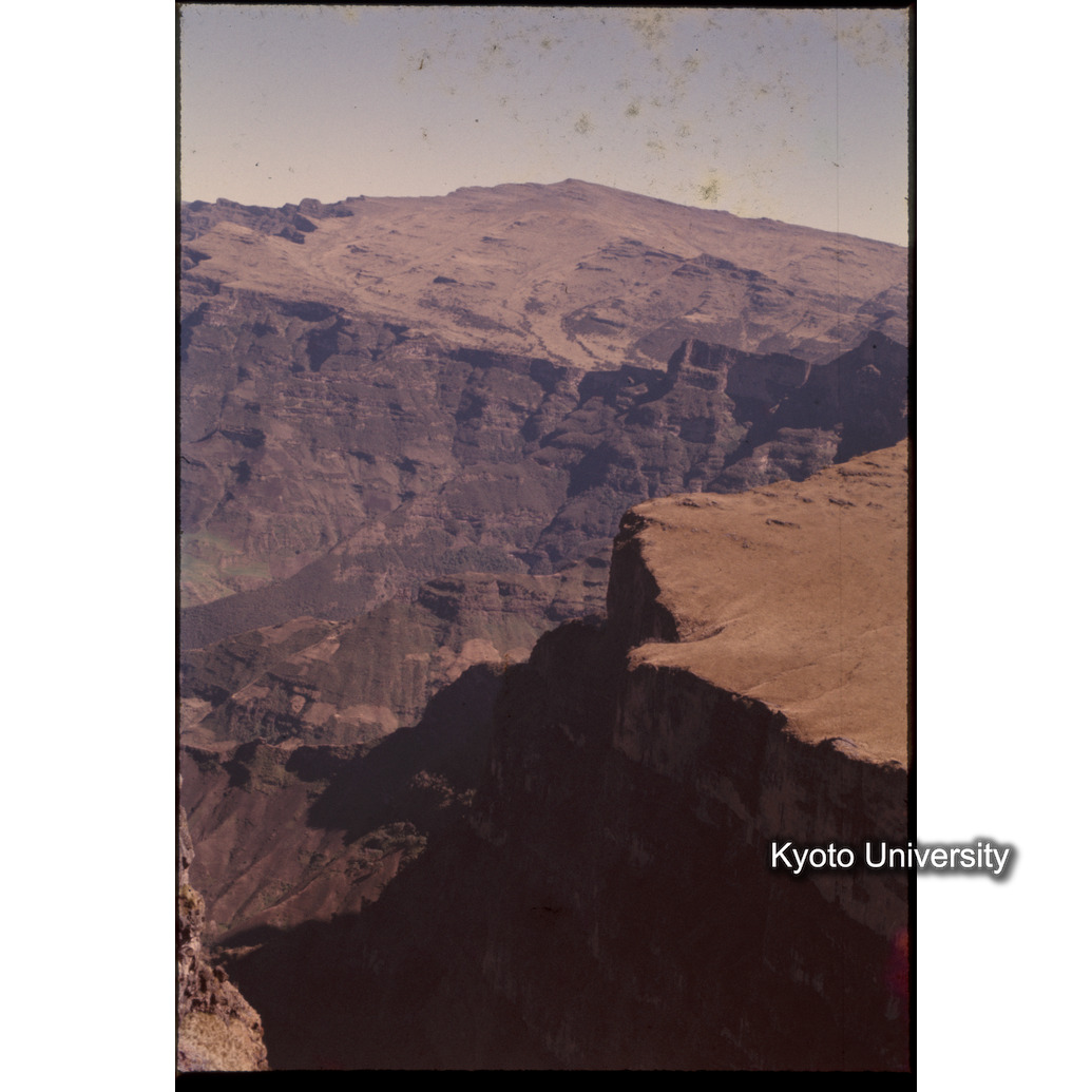 Sm　1973　1375 (1)