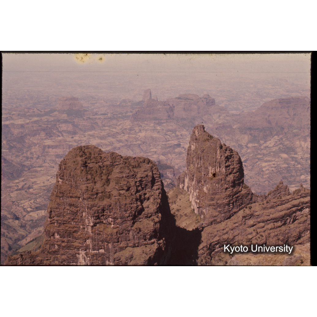 Sm　1973　1401 (1)