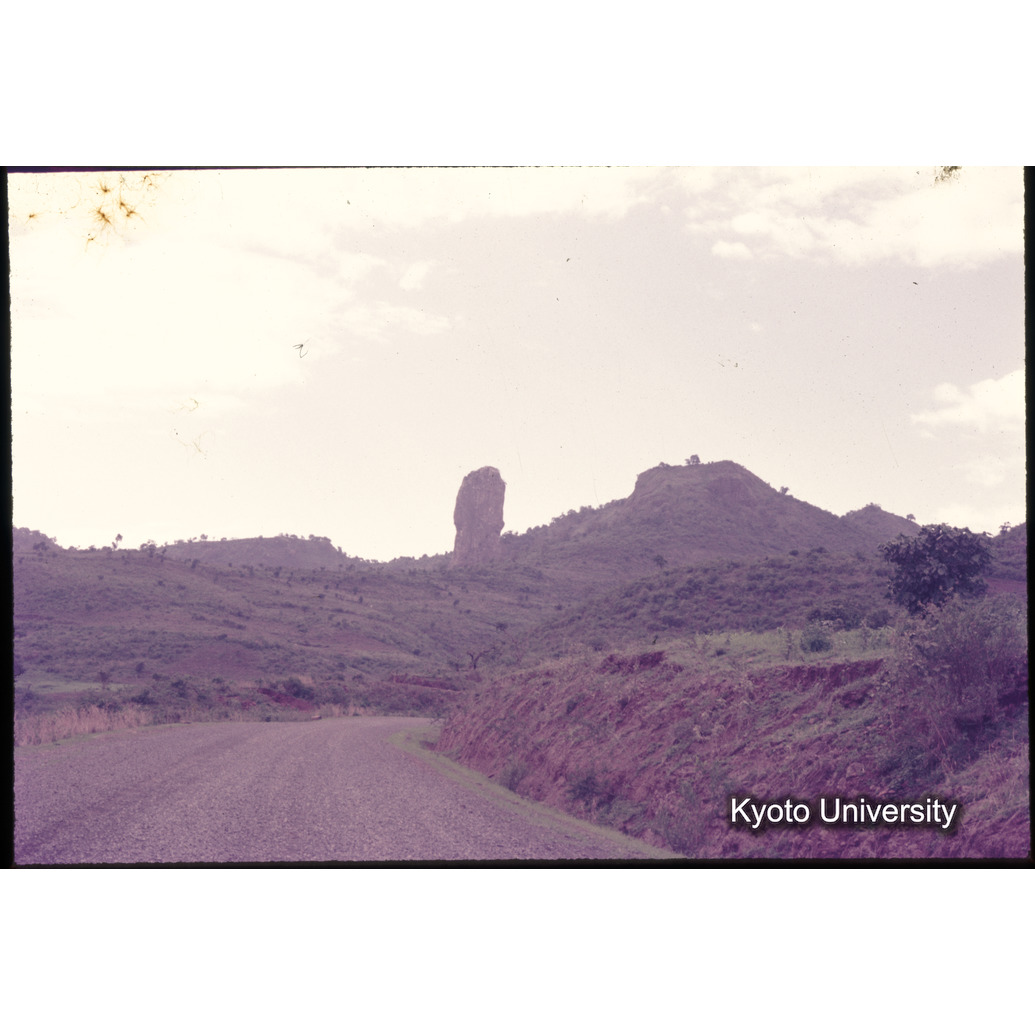 Sm　1973　1095 (1)