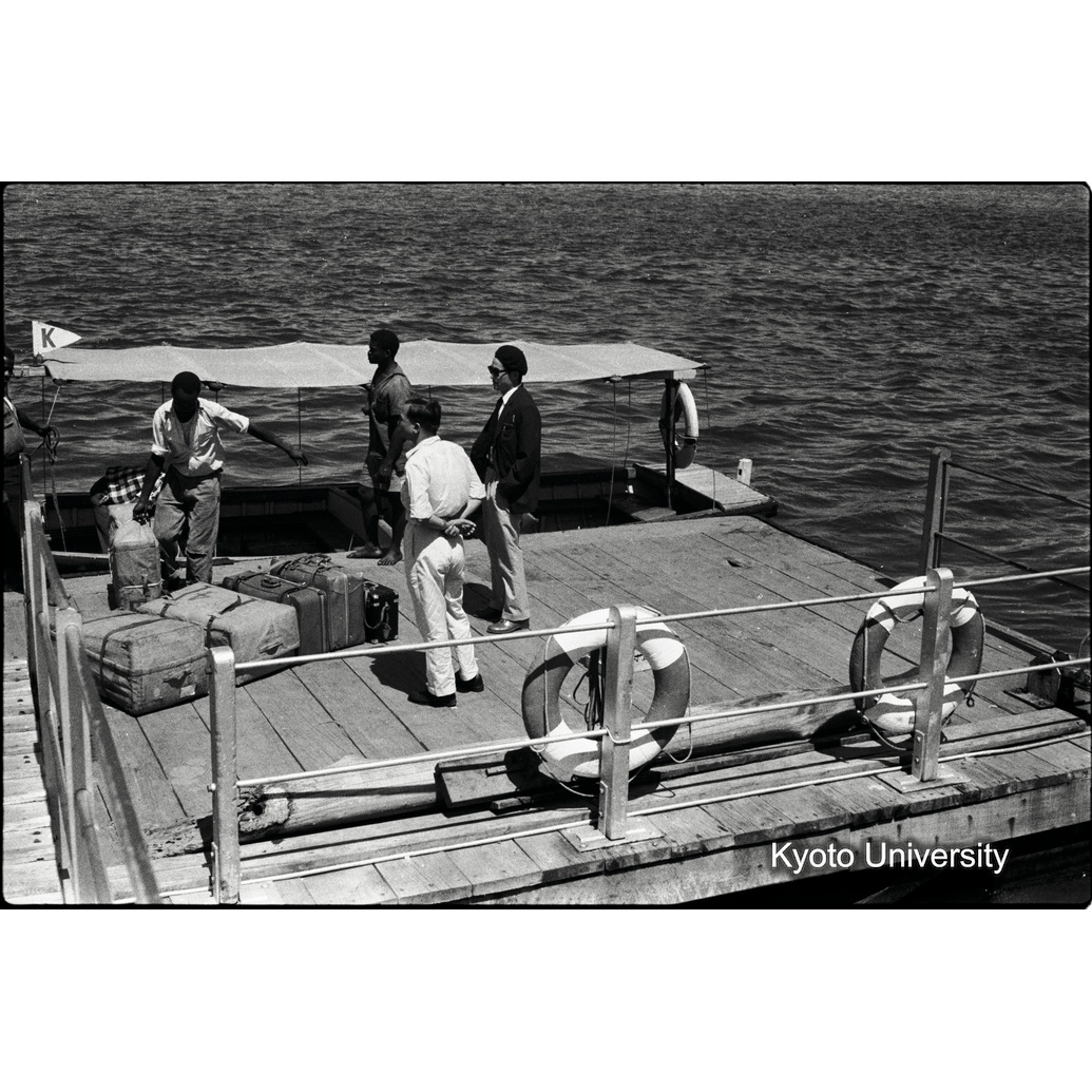 [8コマ目]「荷物」 (1)