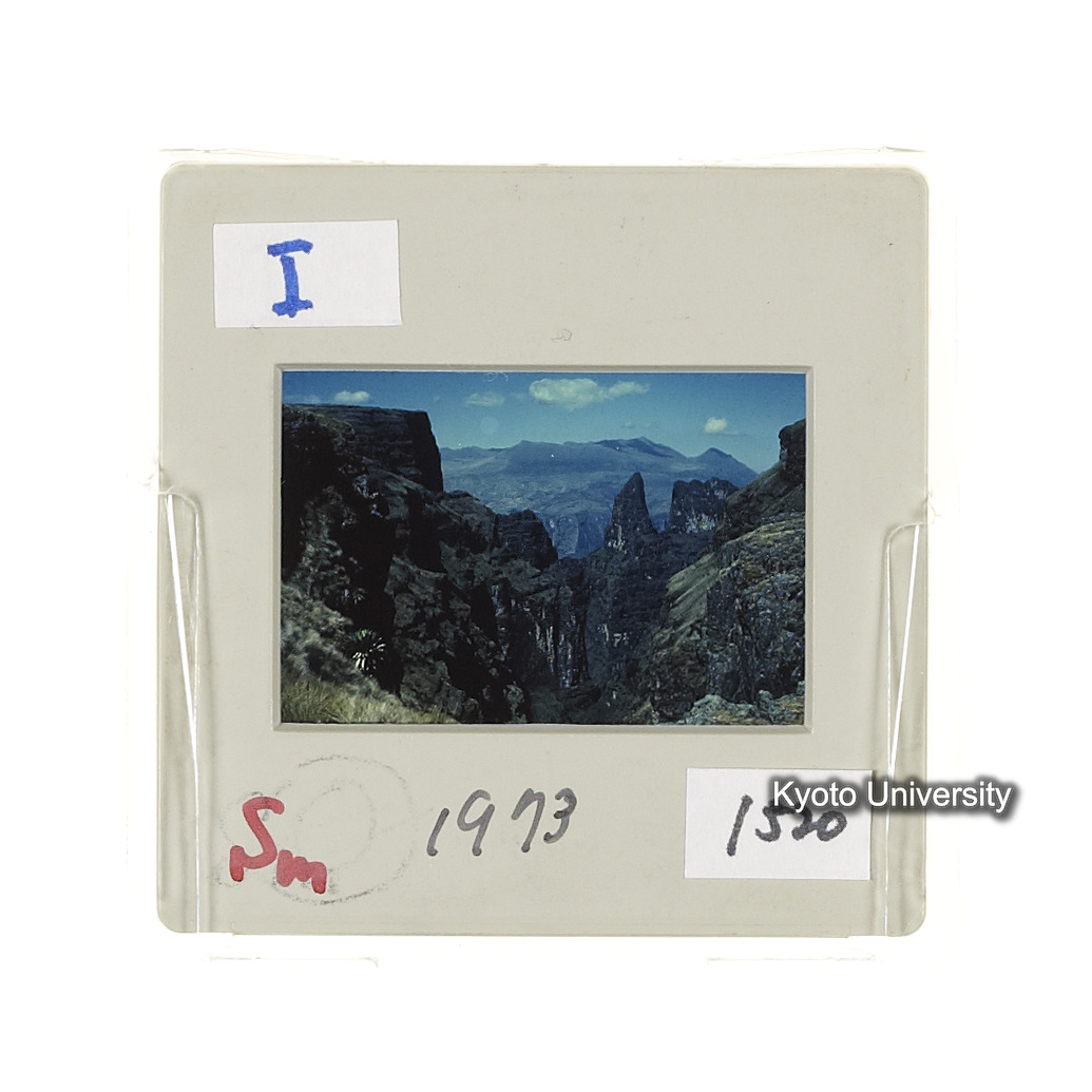 Sm　1973　1520 (2)