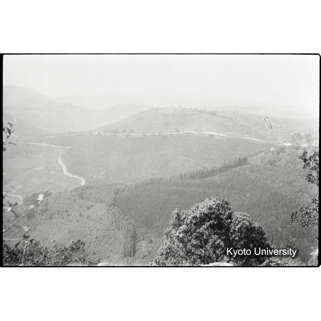 [６コマ目]「エドワード湖」 (1)