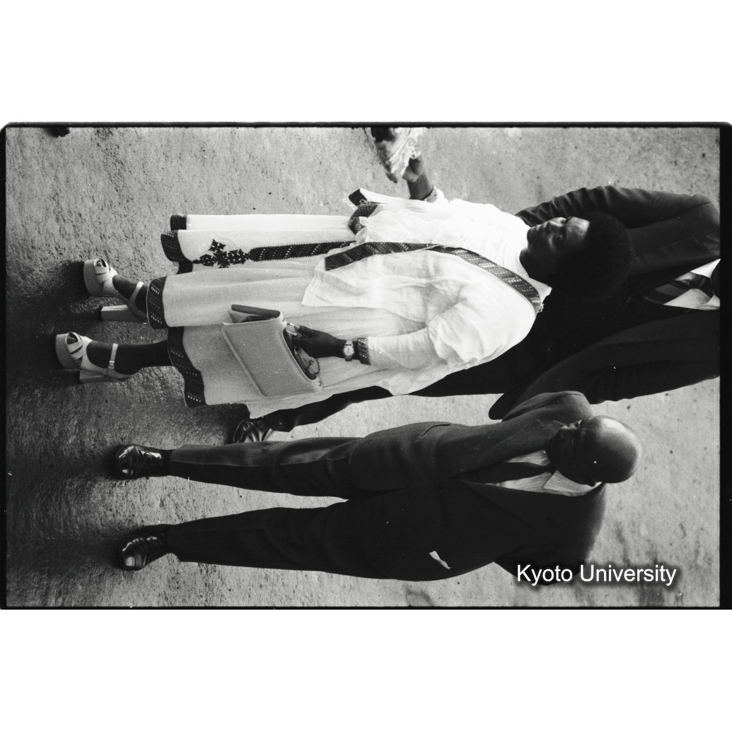 [３８コマ目] (1)