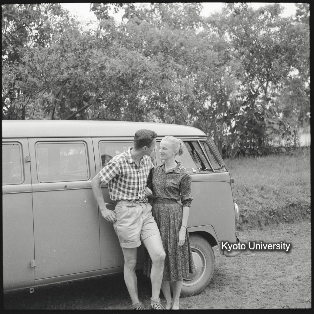 [11コマ目]「ジョージ・シャラー夫妻（２）」 (1)