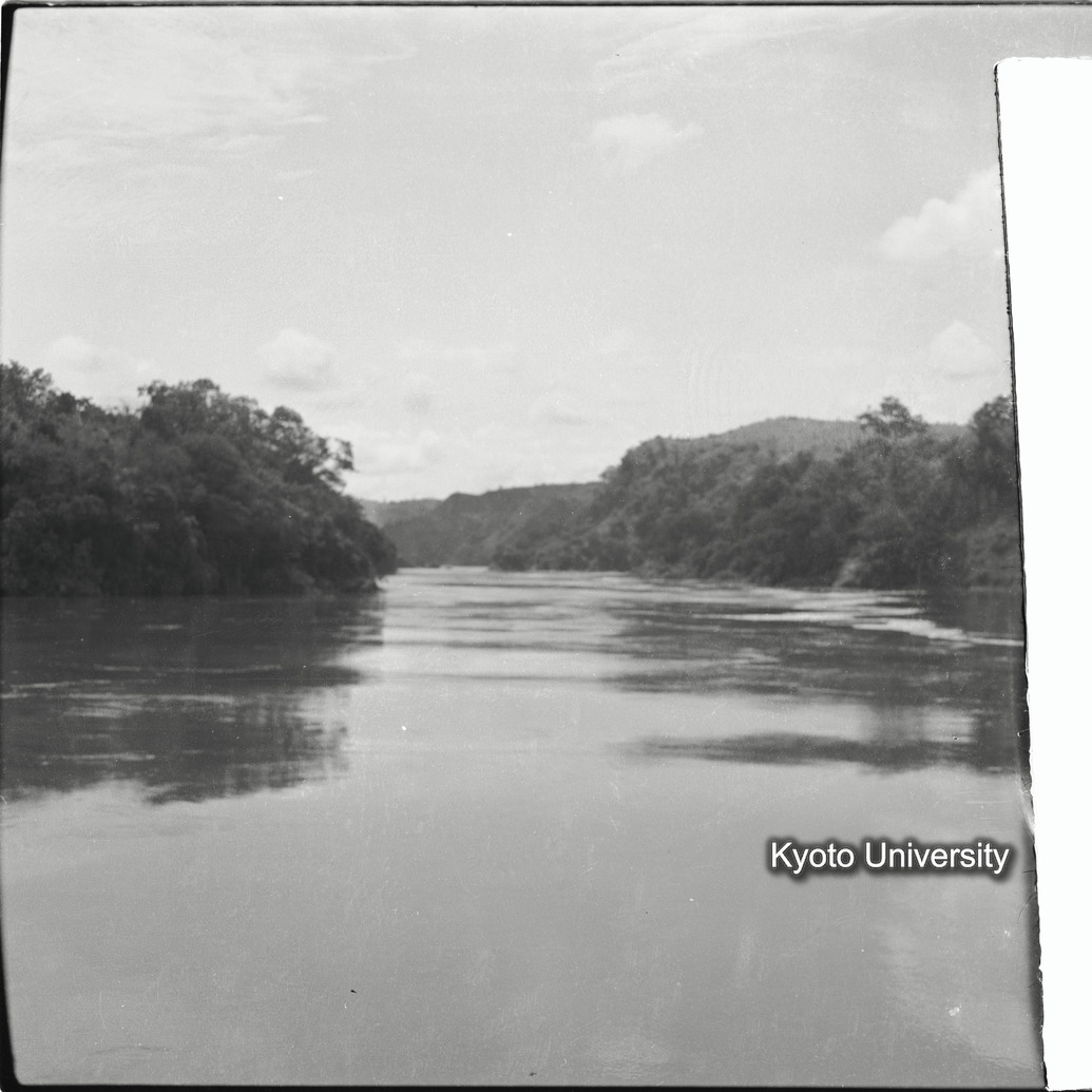 [６コマ目]「キブ湖（２）」 (1)