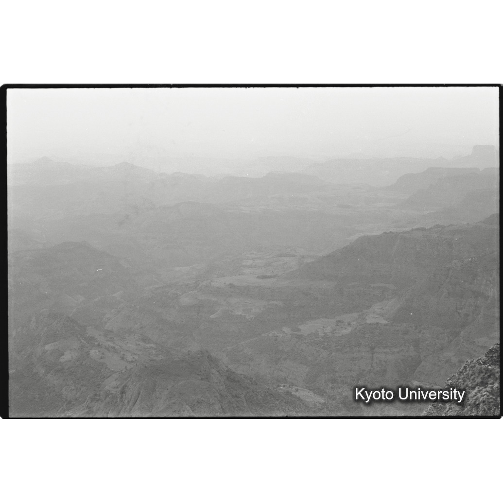 [２２コマ目]「サンカバーから見る風景（３）」 (1)