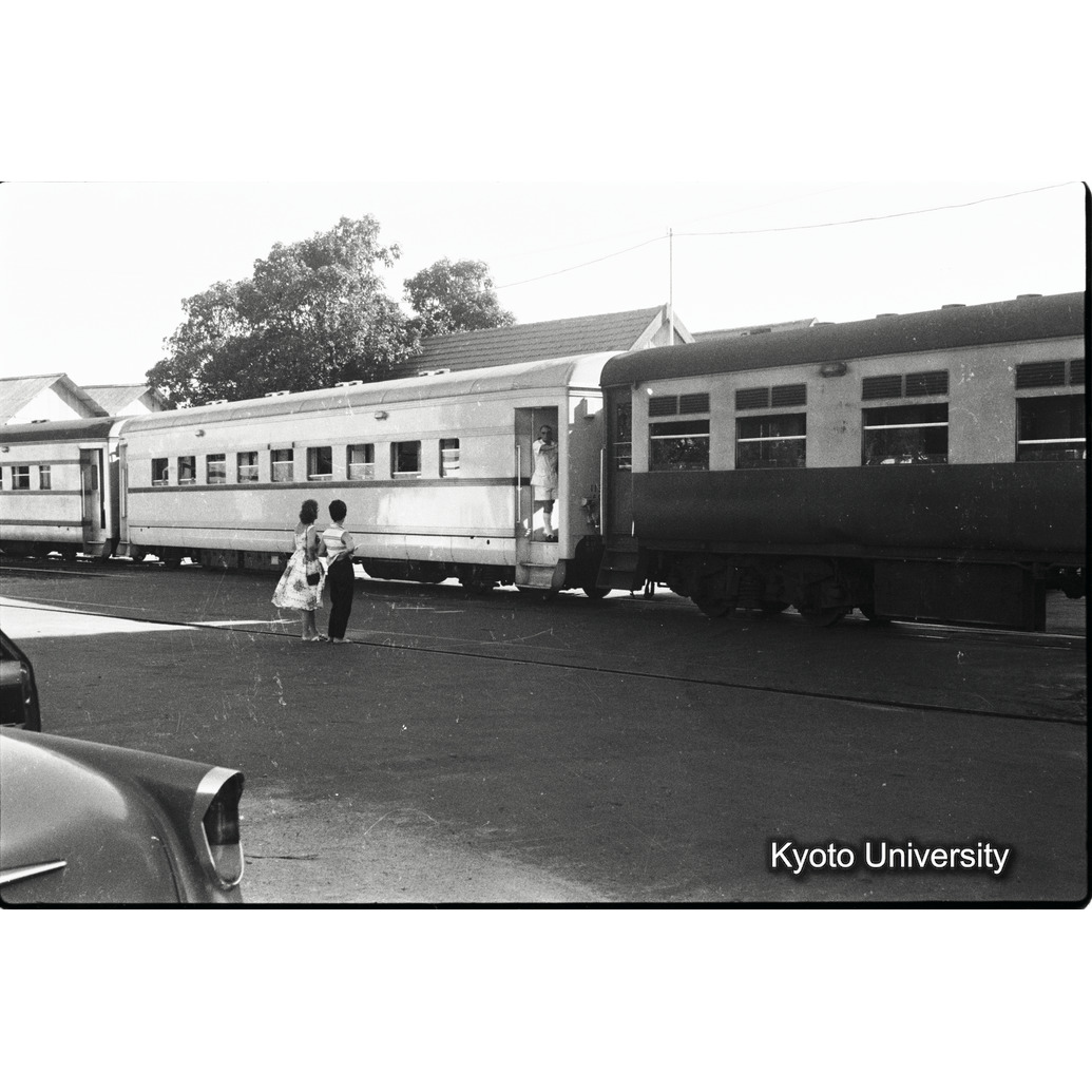 [2コマ目]「鉄道」 (1)