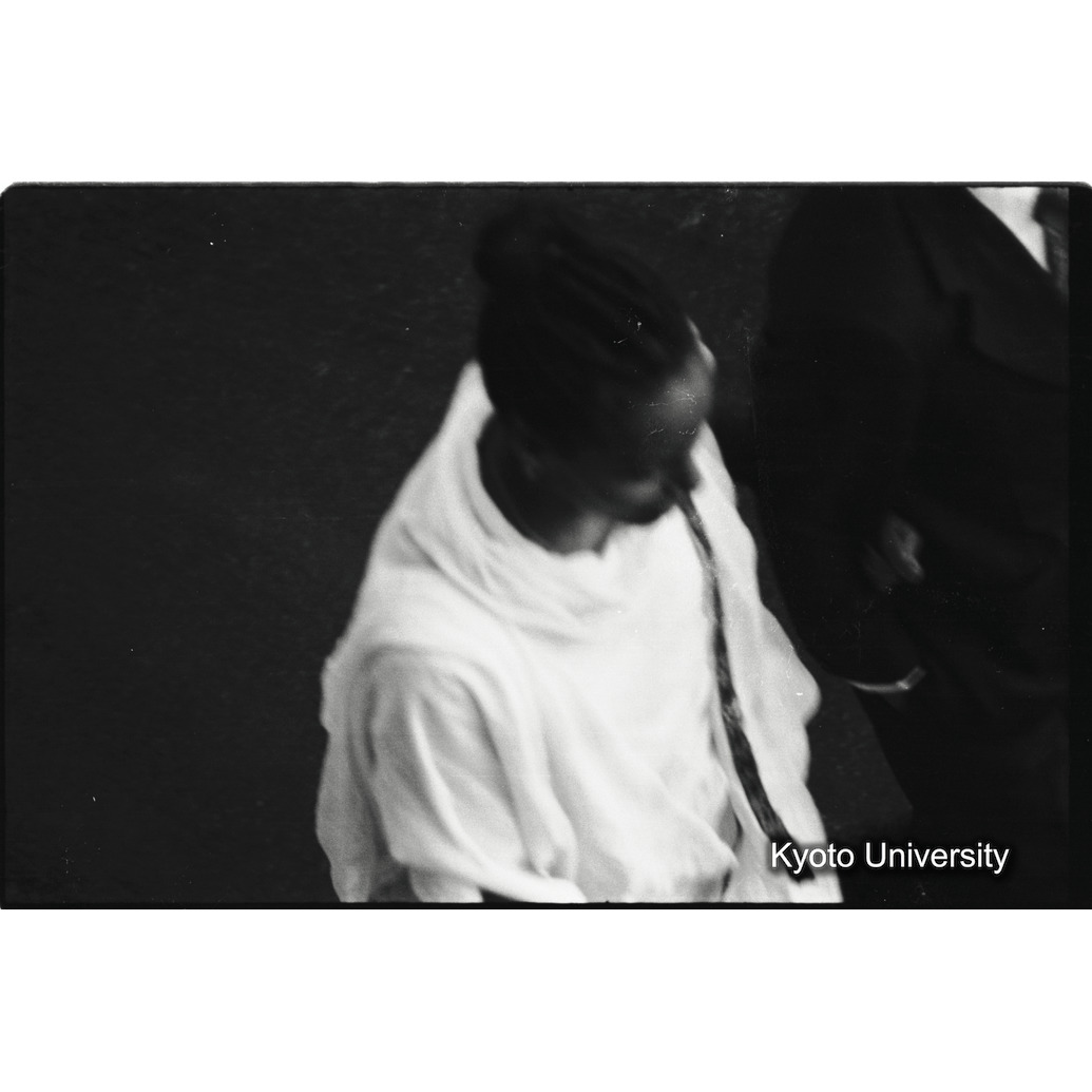 [３６コマ目] (1)