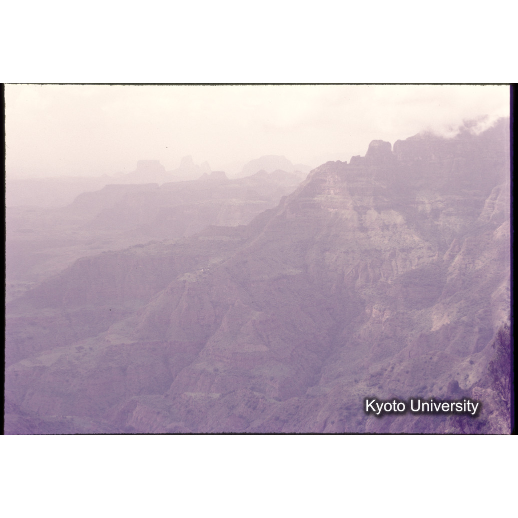 Sm　1973　1305 (1)