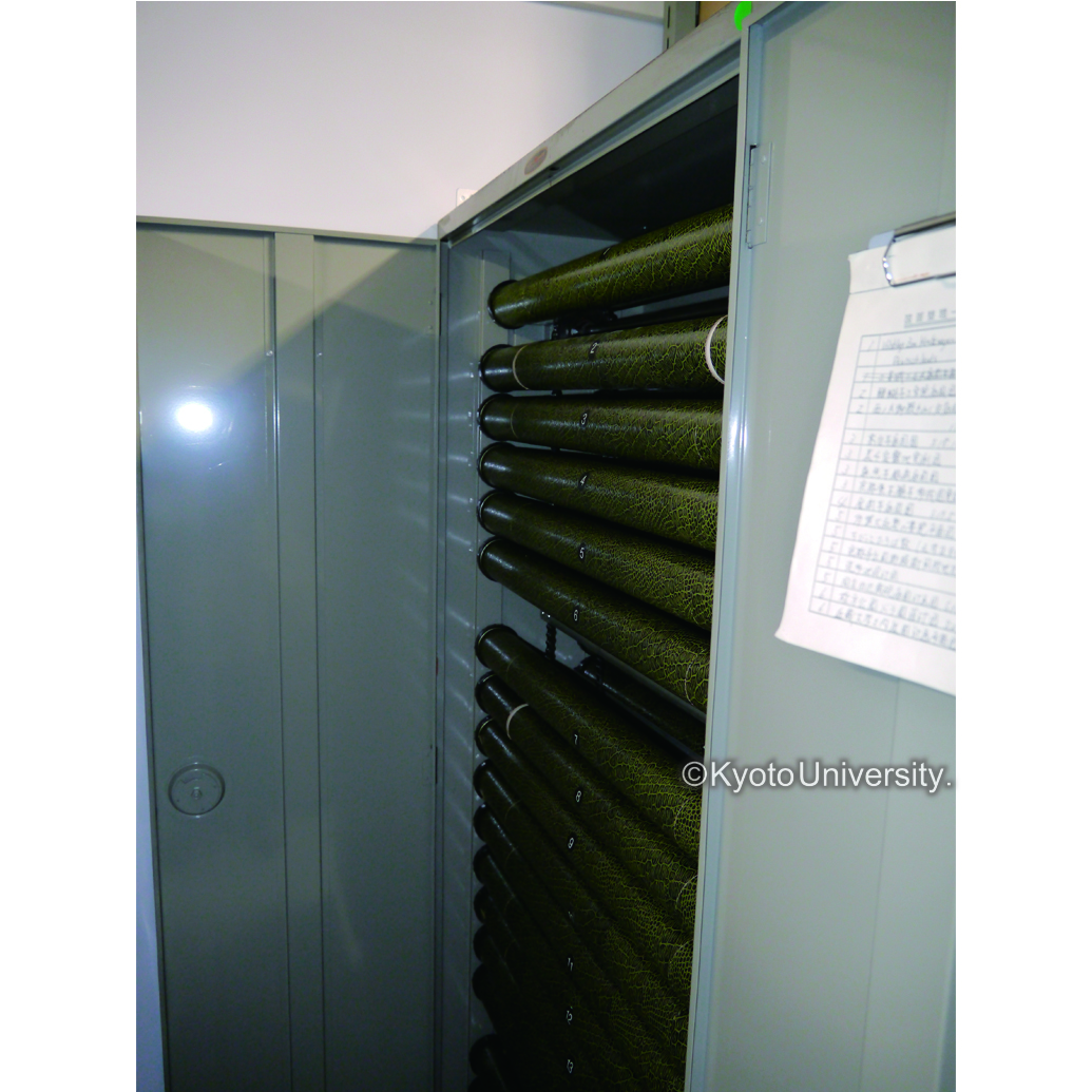 コンベヤー式図面保管庫(右) (1)